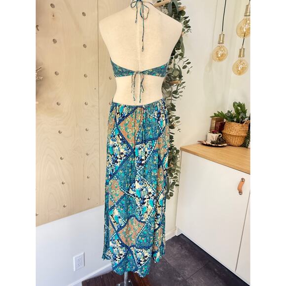 HAYDEN Los Angeles Cut Out Maxi Dress Size Medium Halter Patchwork Print - Picture 6 of 10